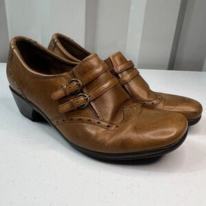 Earth Origins Carma Brown Leather Wingtip Brogue Shoes School Marm Academia 8